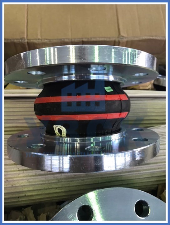 компенсатор резиновый фланцевый в Нижнекамске